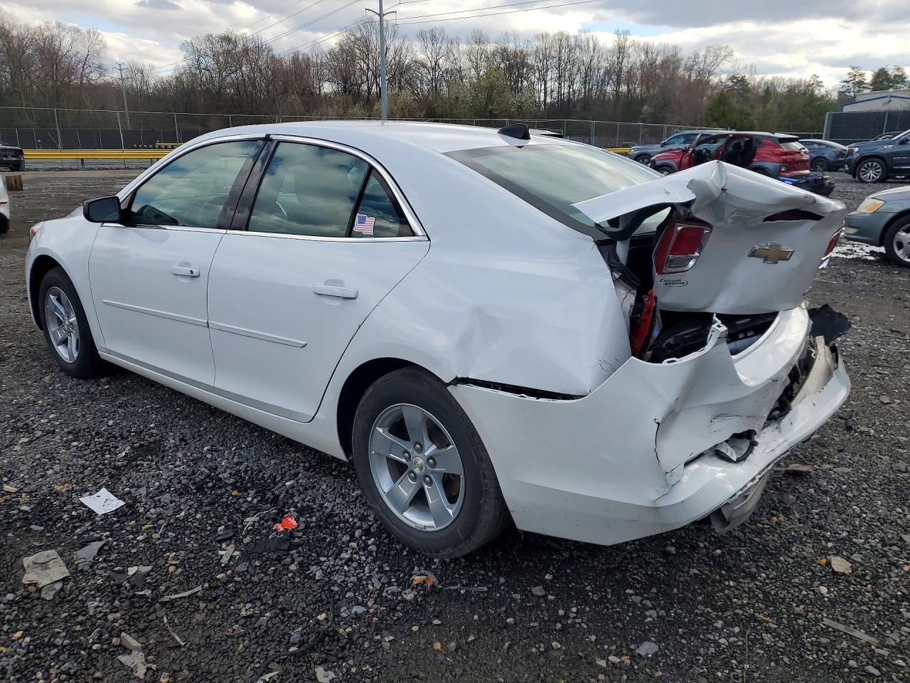 2013 Chevrolet Malibu Ls White vin: 1G11B5SA4DF358795