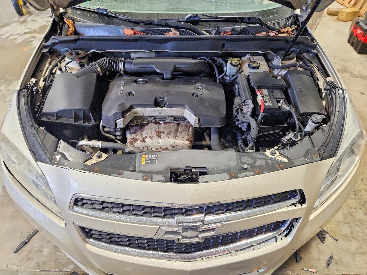 2013 Chevrolet Malibu Ls Gold vin: 1G11B5SA5DF143619