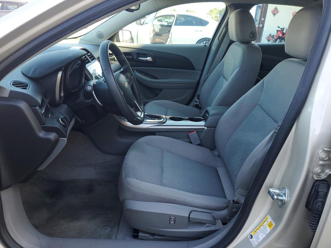 2013 Chevrolet Malibu Ls Silver vin: 1G11B5SA5DF238102