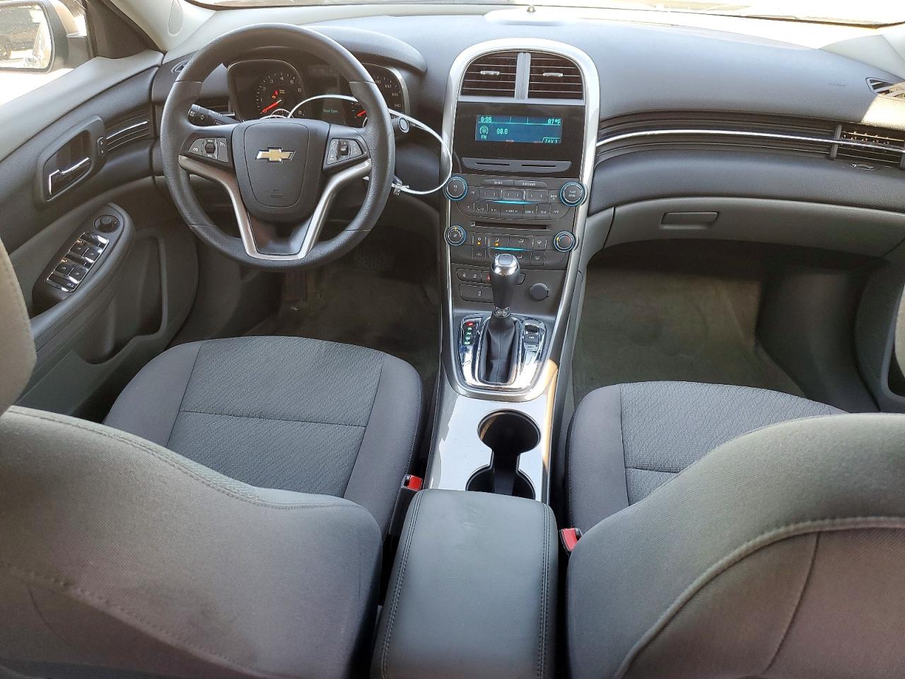 2013 Chevrolet Malibu Ls Silver vin: 1G11B5SA5DF238102