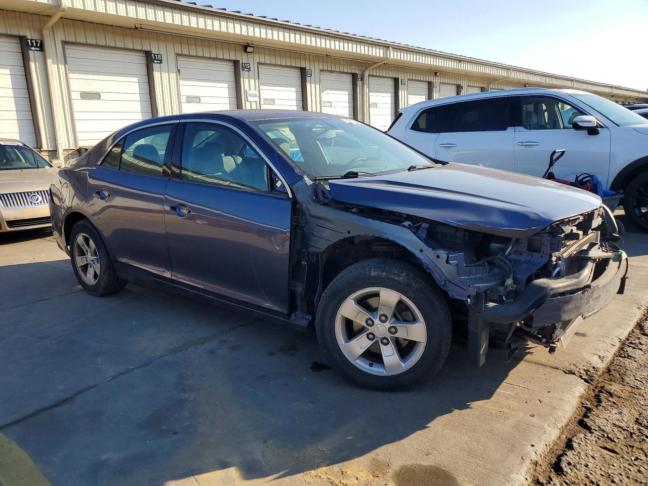 2013 Chevrolet Malibu Ls Blue vin: 1G11B5SA5DF254459