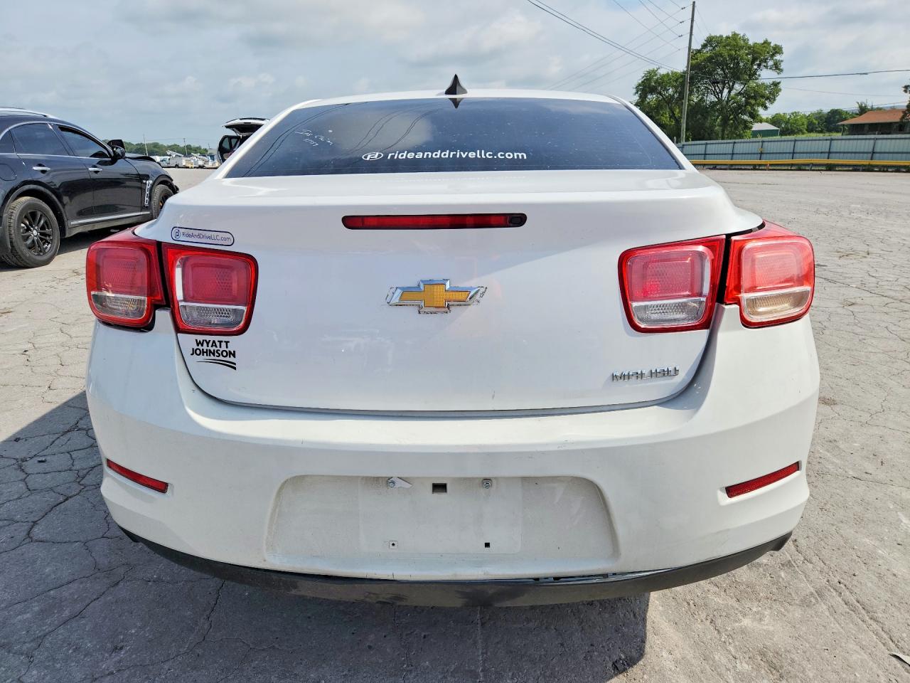 2016 Chevrolet Malibu Limited Ls White vin: 1G11B5SA5GF113959