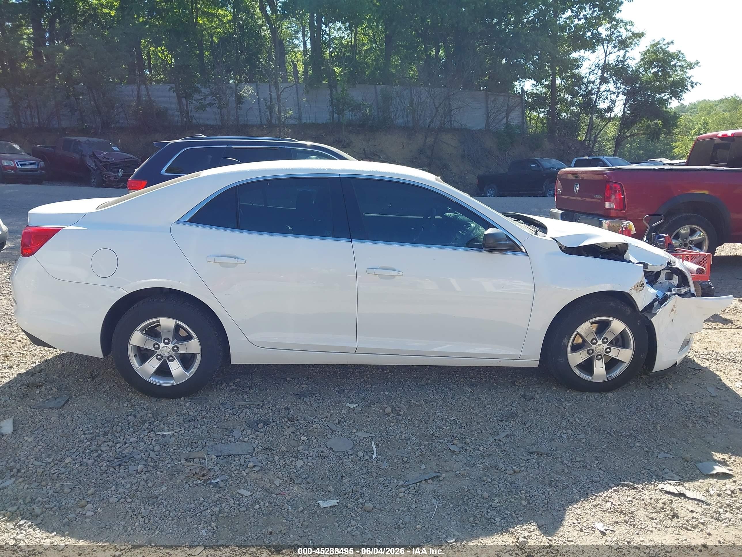 2013 Chevrolet Malibu 1ls White vin: 1G11B5SA6DF144844
