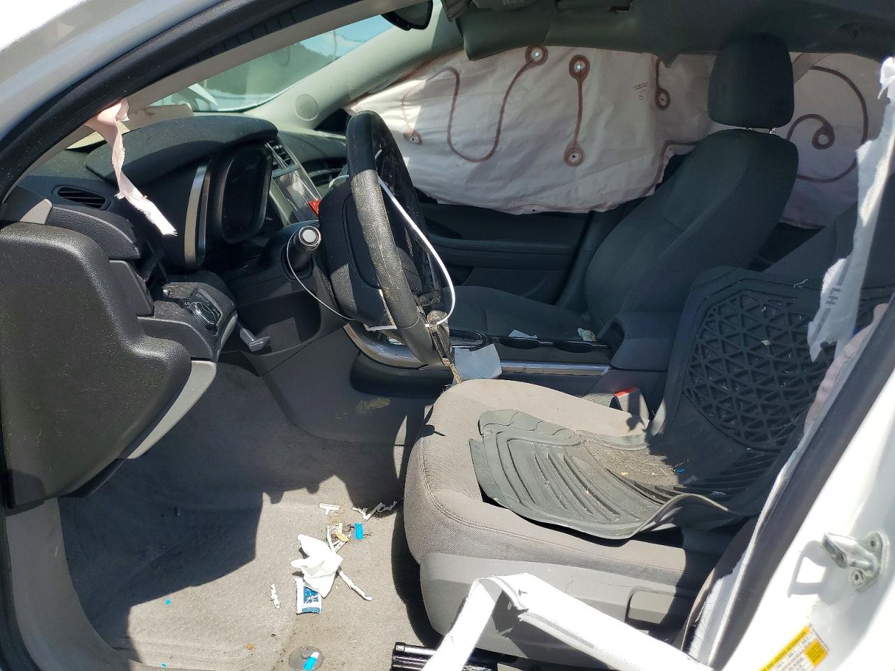 2013 Chevrolet Malibu Ls White vin: 1G11B5SA6DF176712