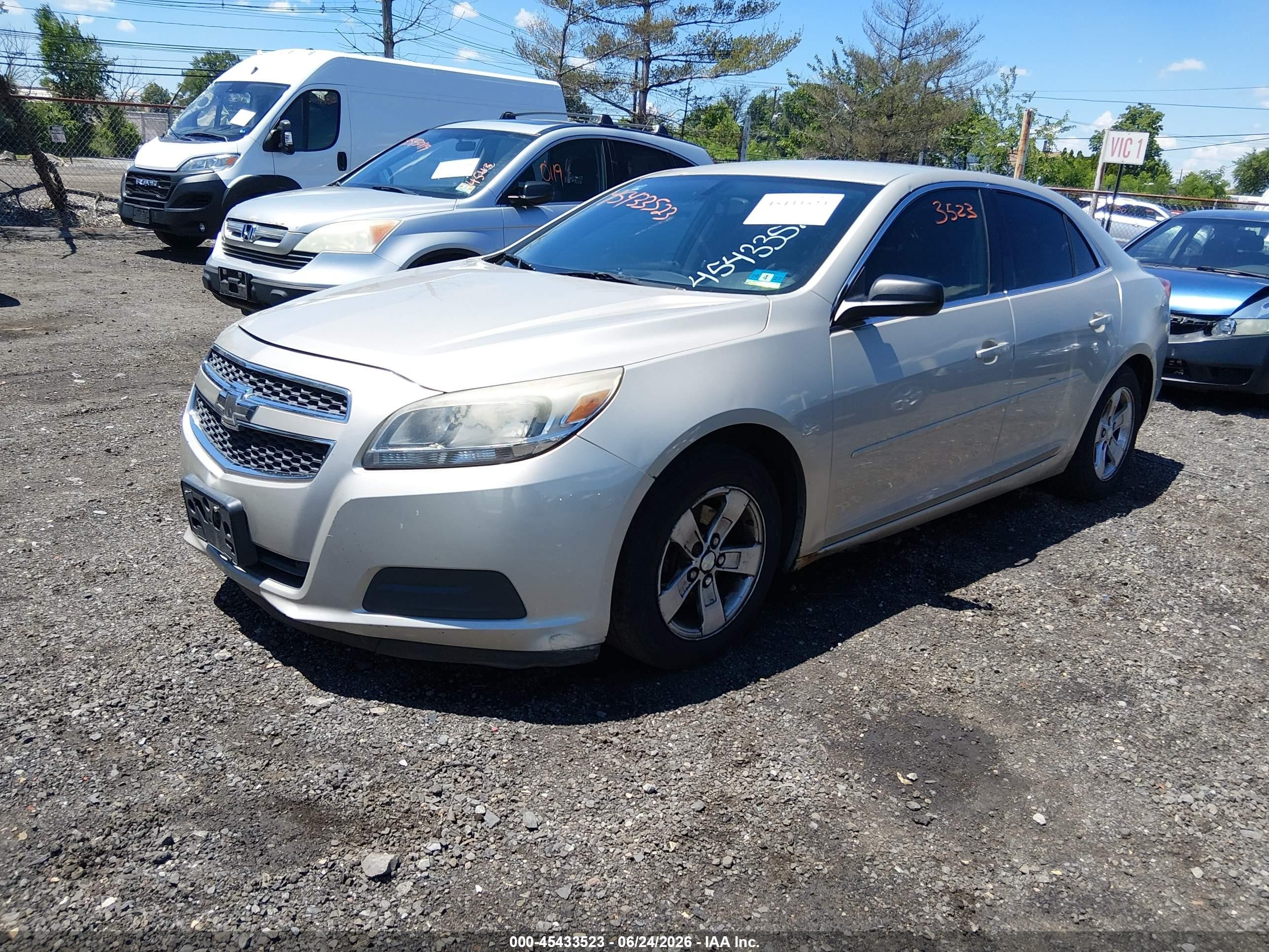 2013 Chevrolet Malibu 1ls Beige vin: 1G11B5SA6DF177259