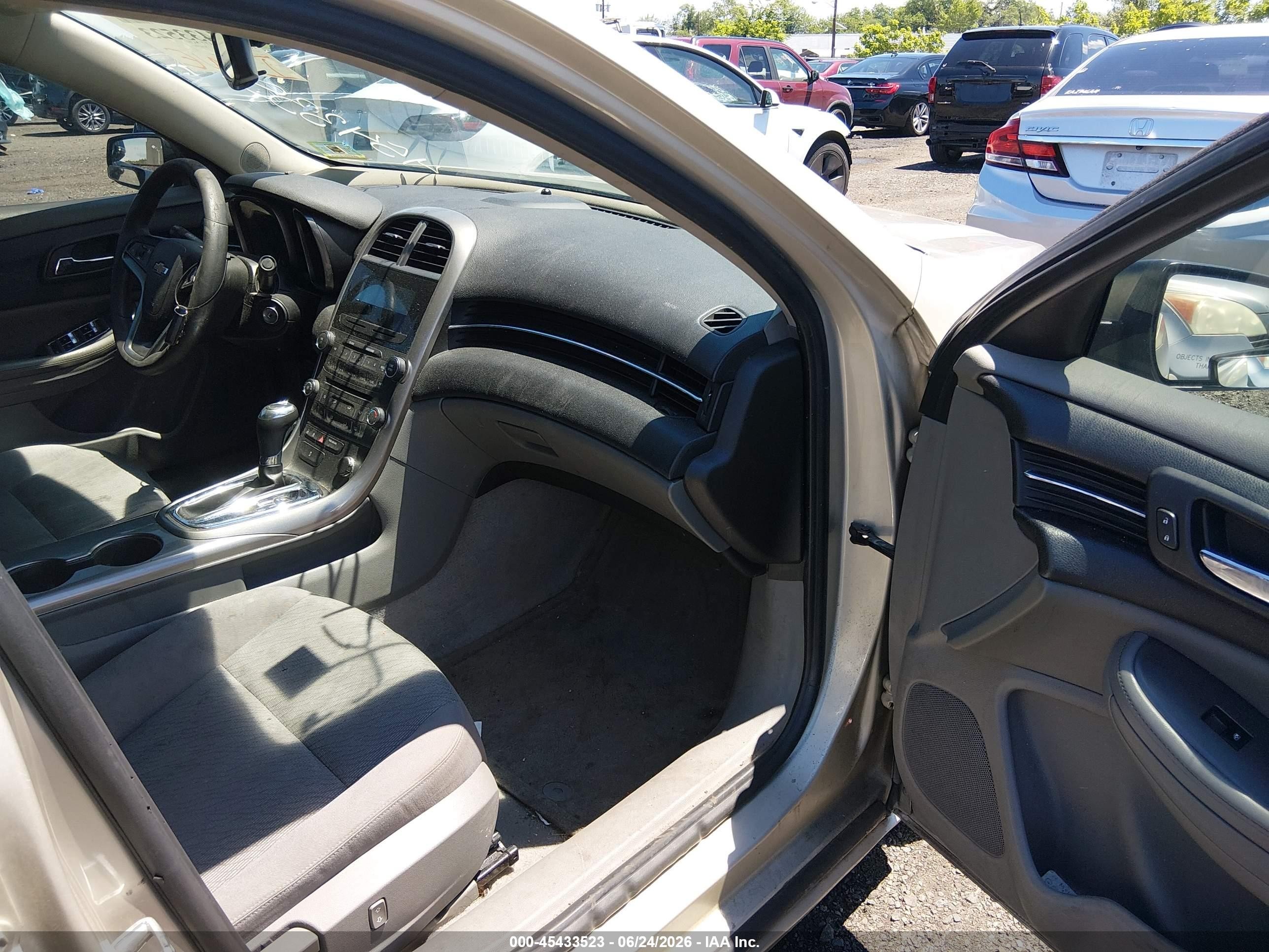 2013 Chevrolet Malibu 1ls Beige vin: 1G11B5SA6DF177259