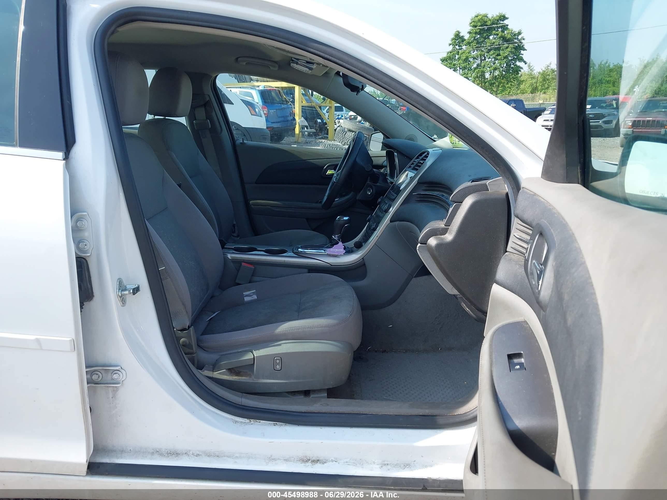 2013 Chevrolet Malibu 1ls White vin: 1G11B5SA6DF333963