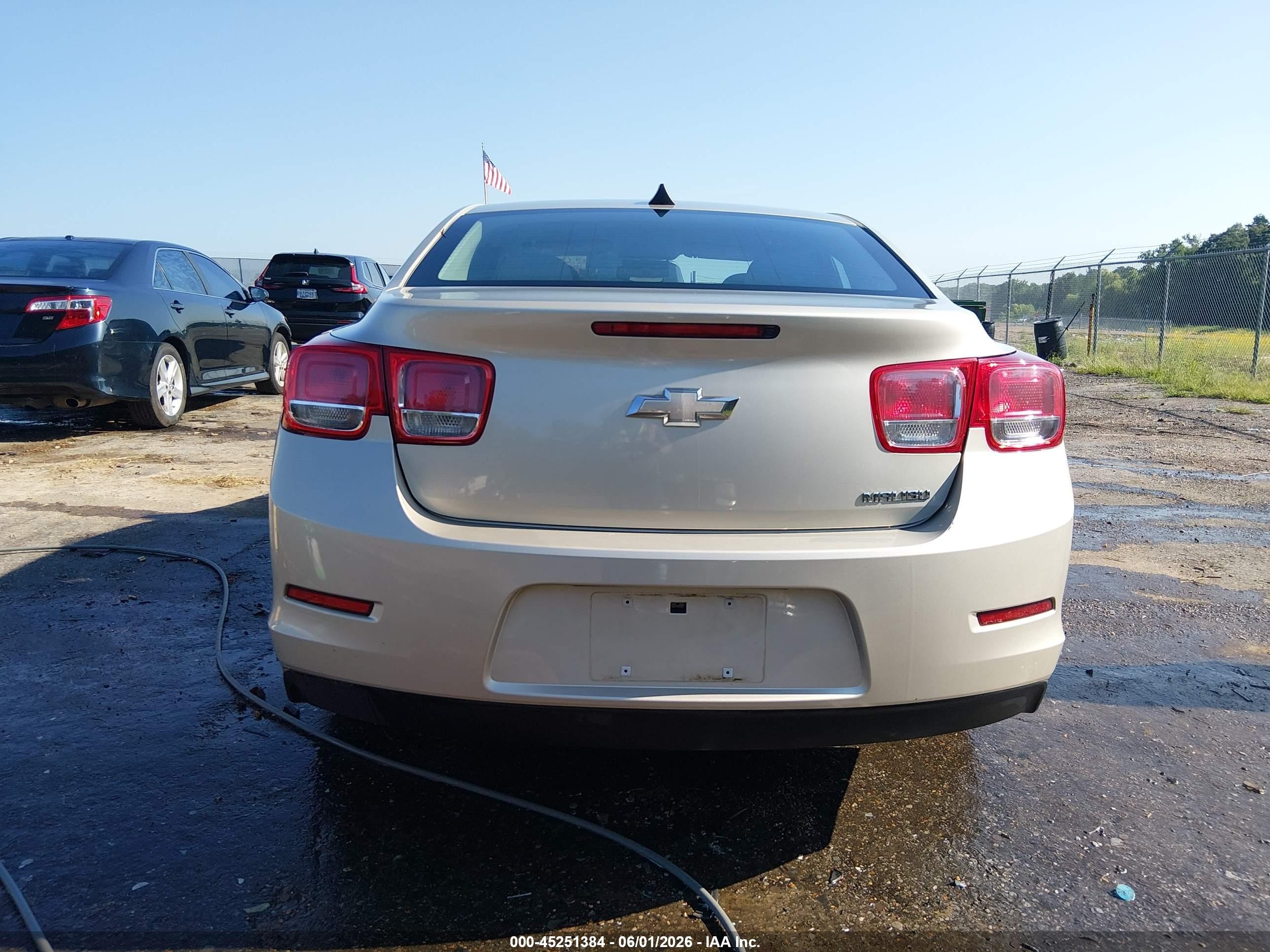2013 Chevrolet Malibu 1ls Beige vin: 1G11B5SA6DF342887