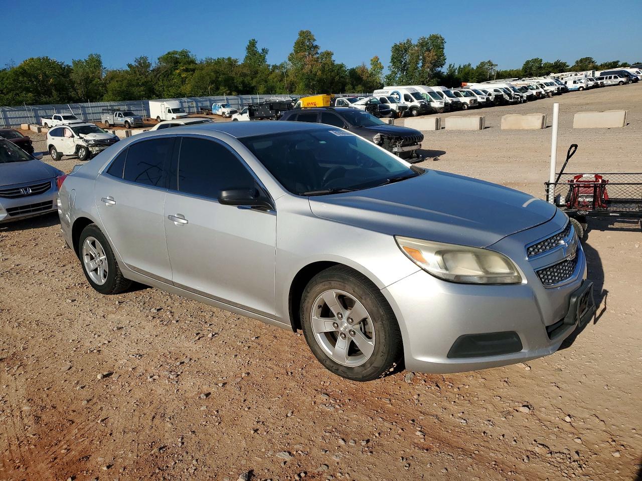 2013 Chevrolet Malibu Ls Silver vin: 1G11B5SA7DF221043