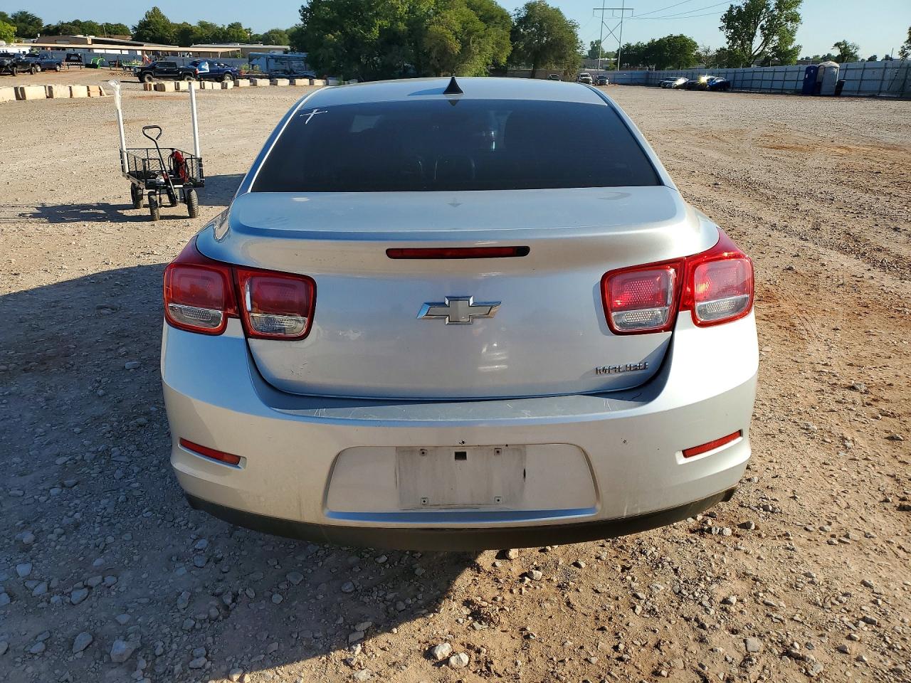 2013 Chevrolet Malibu Ls Silver vin: 1G11B5SA7DF221043