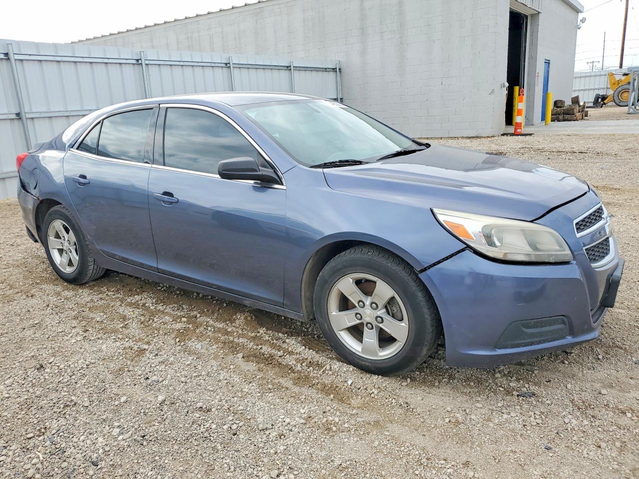 2013 Chevrolet Malibu Ls Blue vin: 1G11B5SA7DF256455