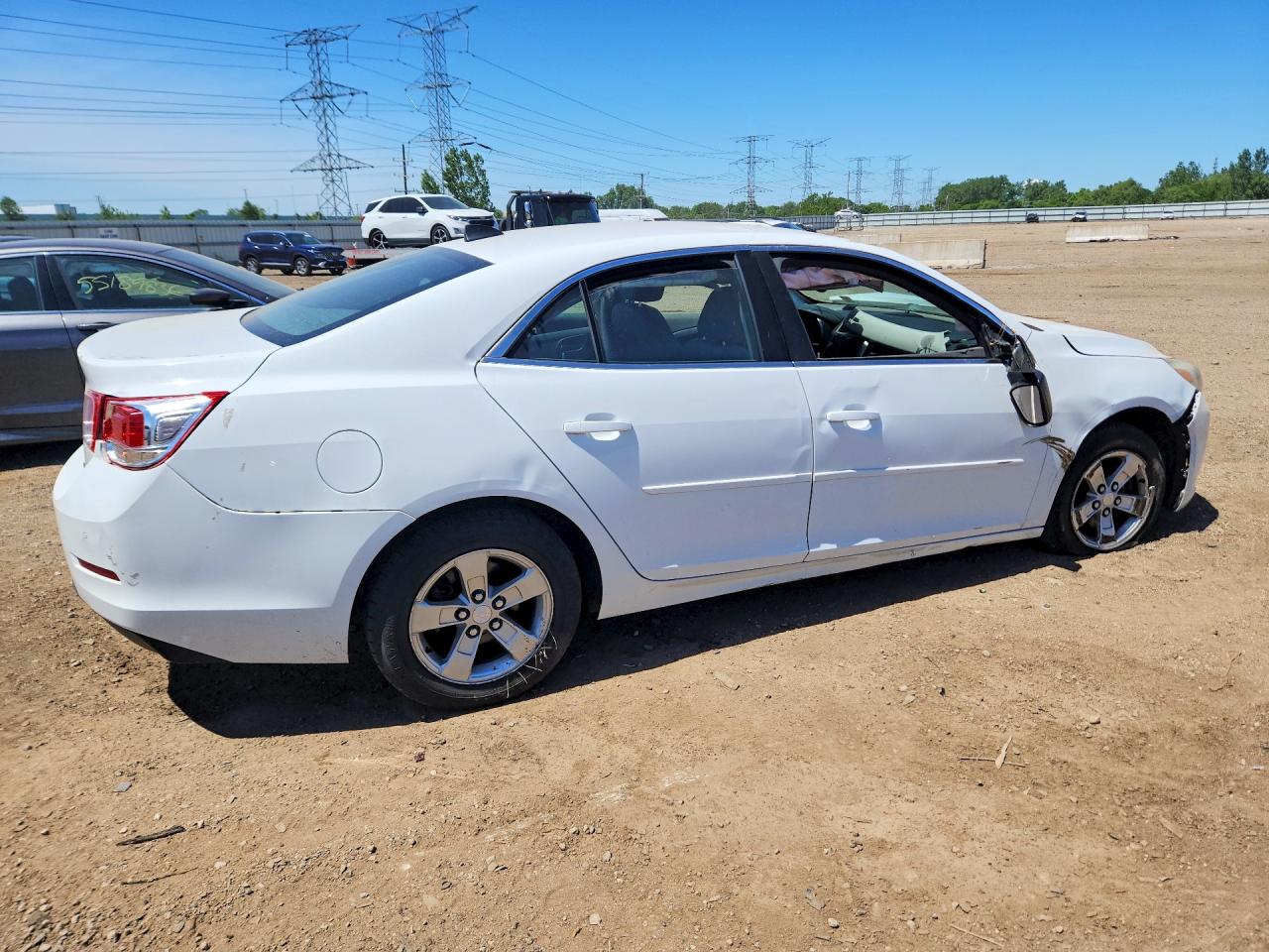 2013 Chevrolet Malibu Ls White vin: 1G11B5SA7DF338413