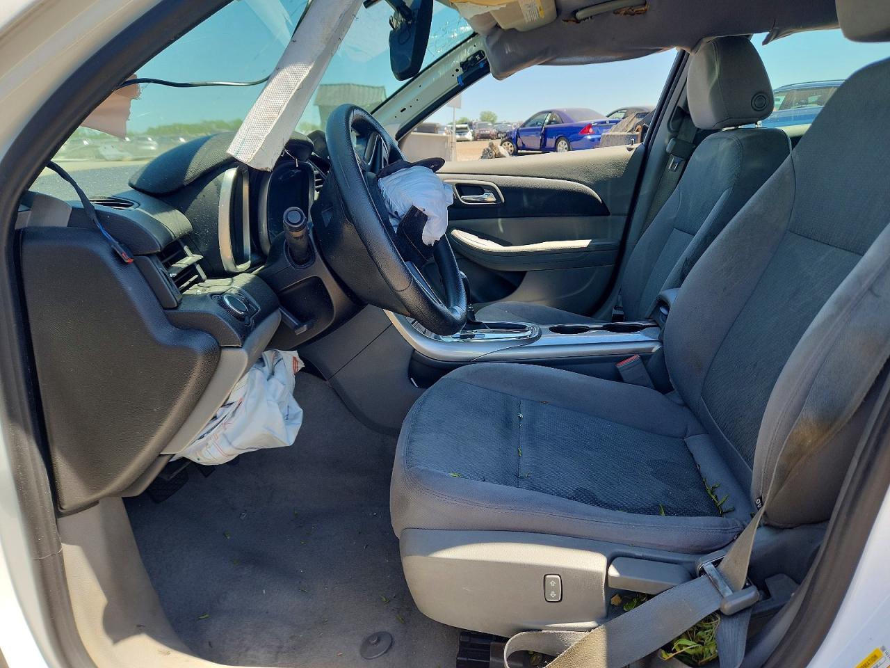 2013 Chevrolet Malibu Ls White vin: 1G11B5SA7DF338413