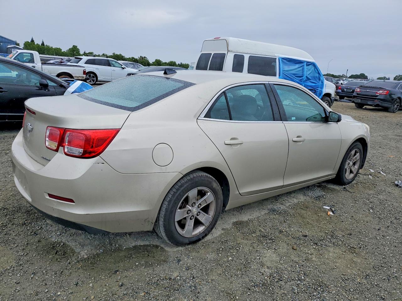 2013 Chevrolet Malibu Ls Tan vin: 1G11B5SA7DF353557