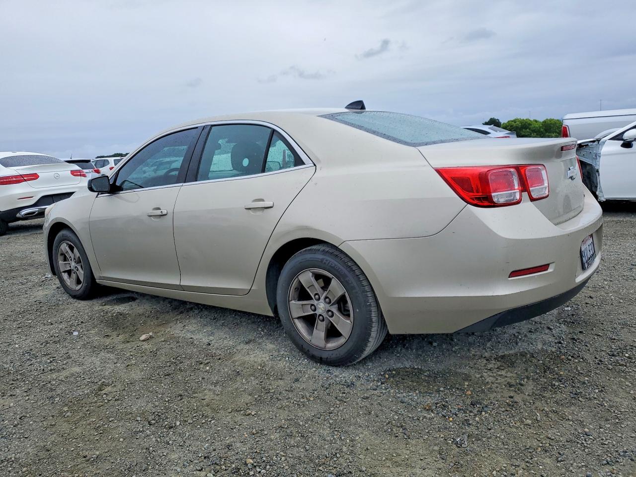 2013 Chevrolet Malibu Ls Tan vin: 1G11B5SA7DF353557