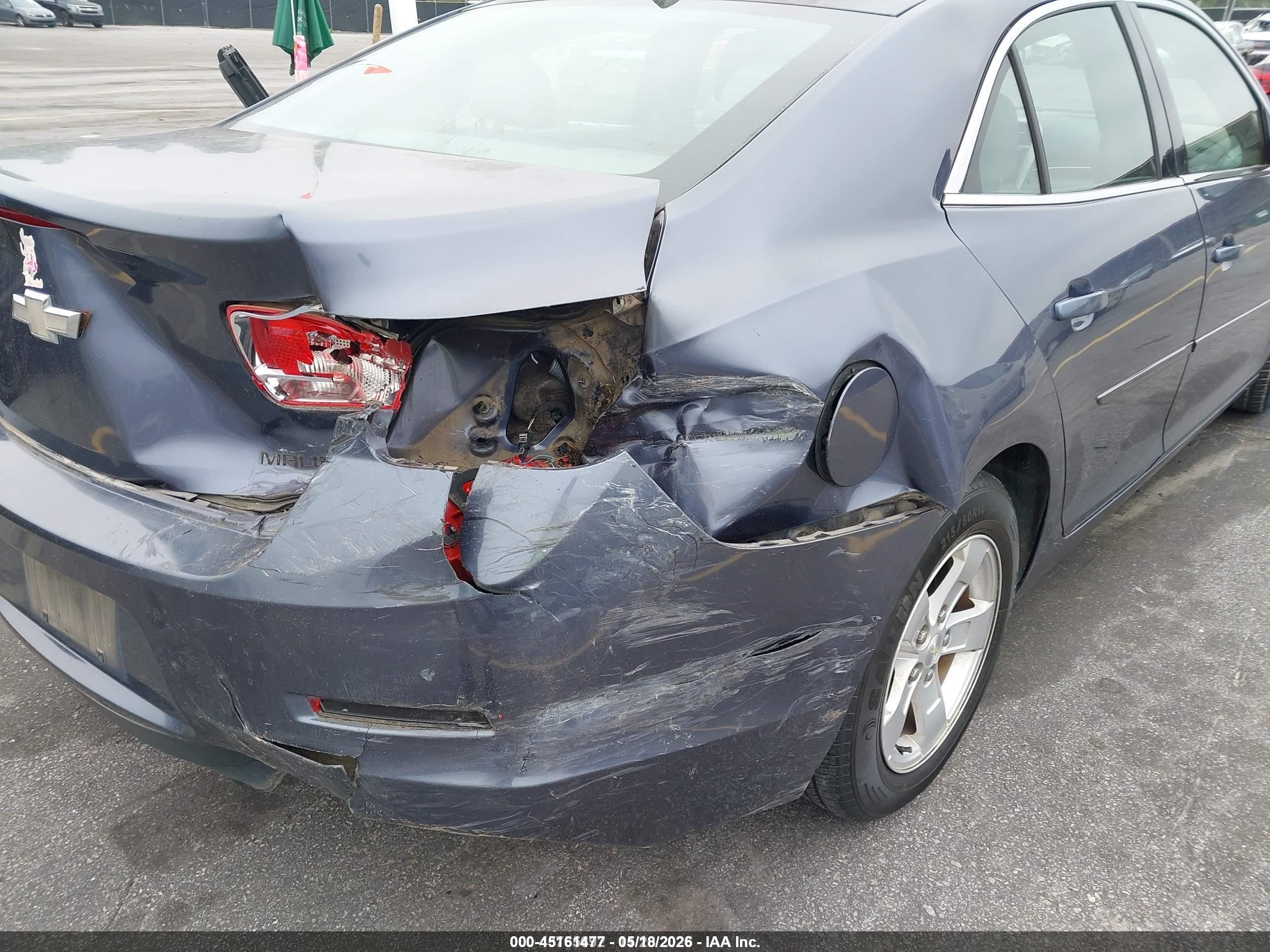 2013 Chevrolet Malibu 1ls Blue vin: 1G11B5SA8DF152010