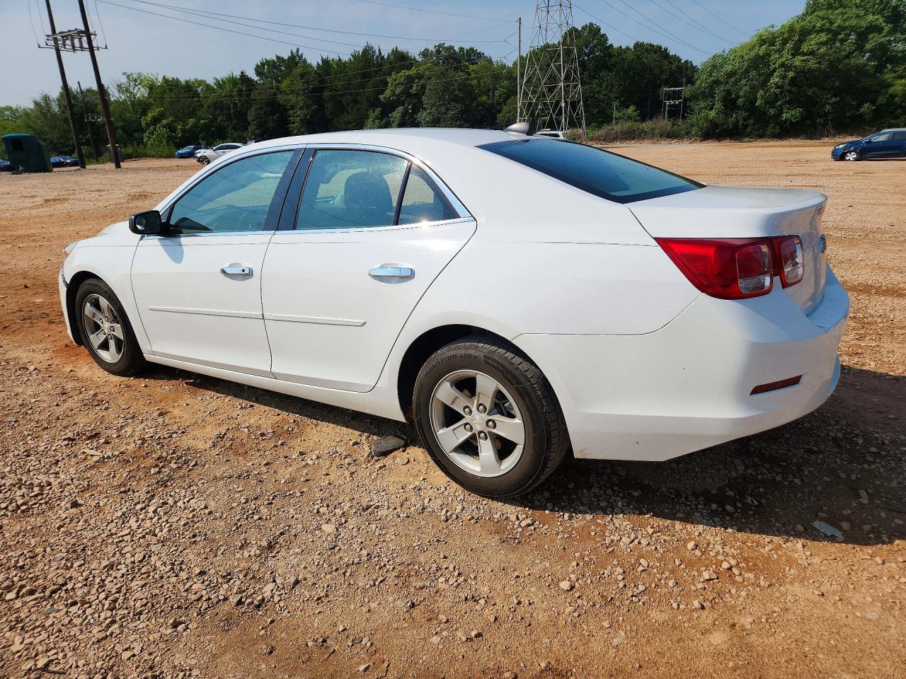 2013 Chevrolet Malibu Ls White vin: 1G11B5SA8DF165646