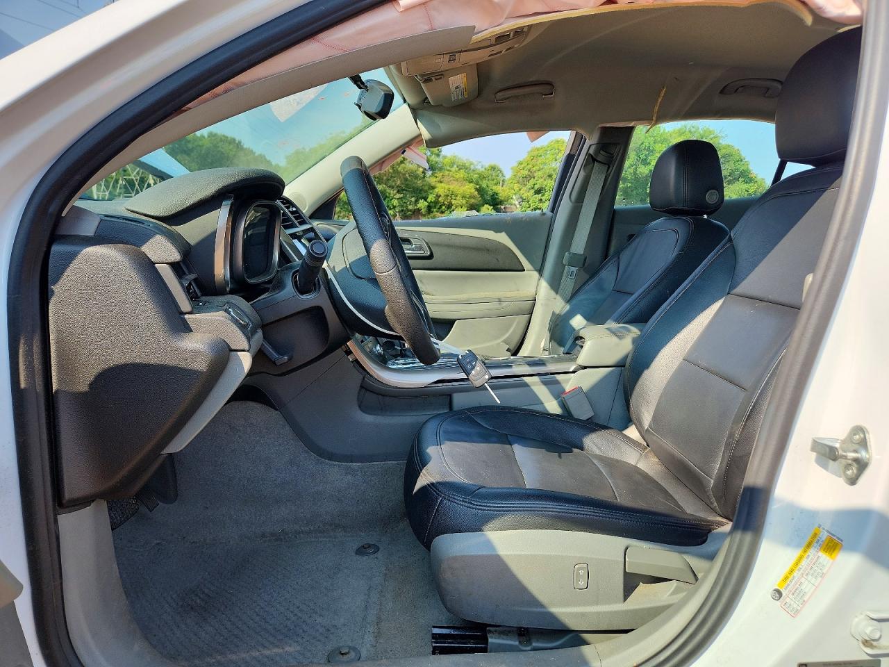 2013 Chevrolet Malibu Ls White vin: 1G11B5SA8DF165646