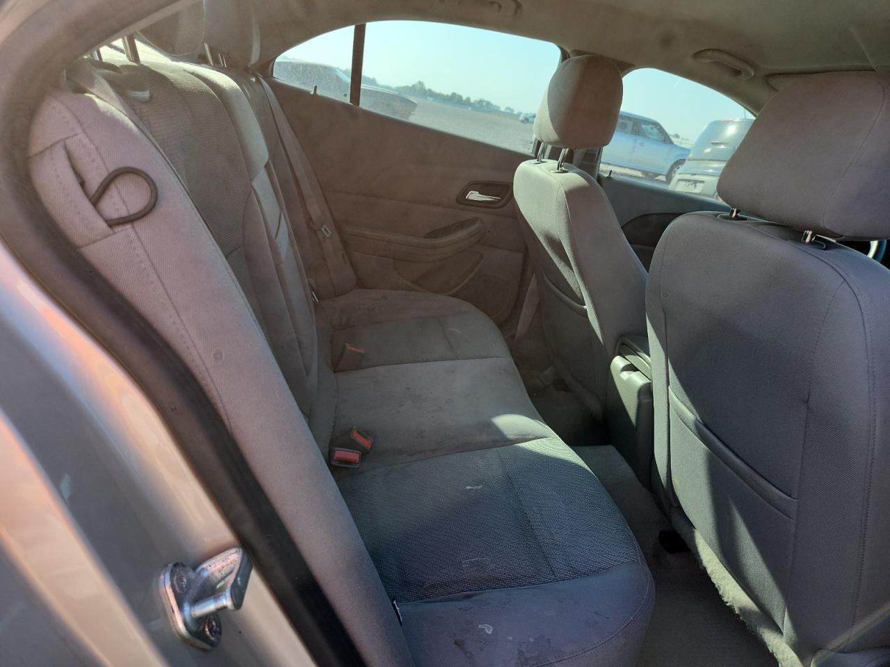 2013 Chevrolet Malibu Ls Beige vin: 1G11B5SA8DF212559