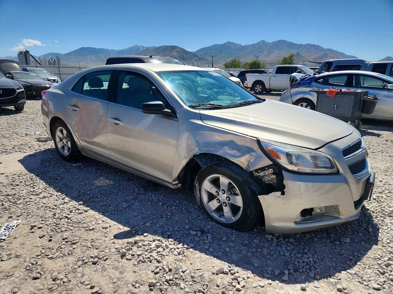 2013 Chevrolet Malibu Ls Tan vin: 1G11B5SA8DF319157