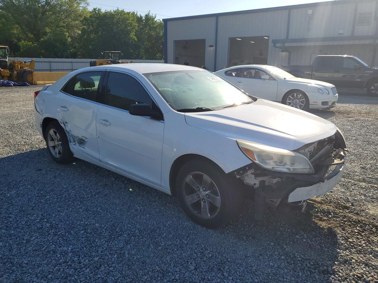 2013 Chevrolet Malibu Ls White vin: 1G11B5SA9DF215096