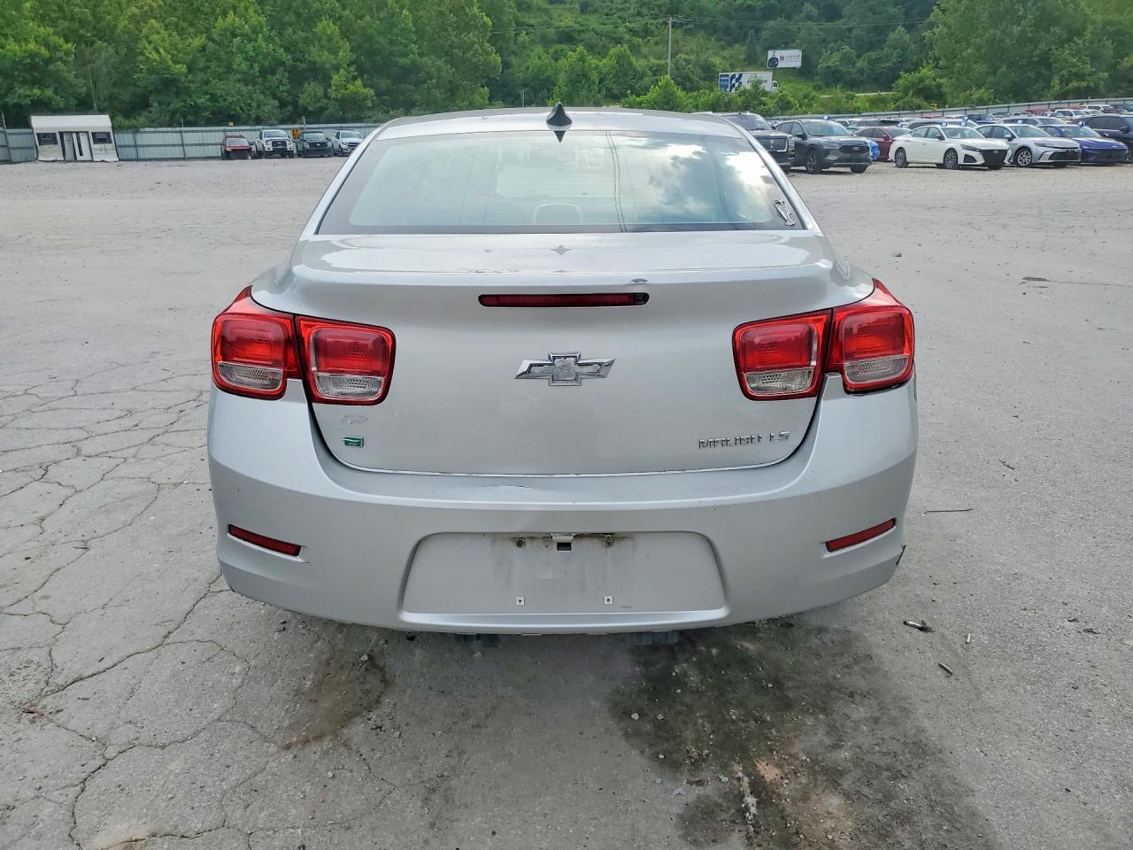 2016 Chevrolet Malibu Limited Ls Silver vin: 1G11B5SA9GF118260