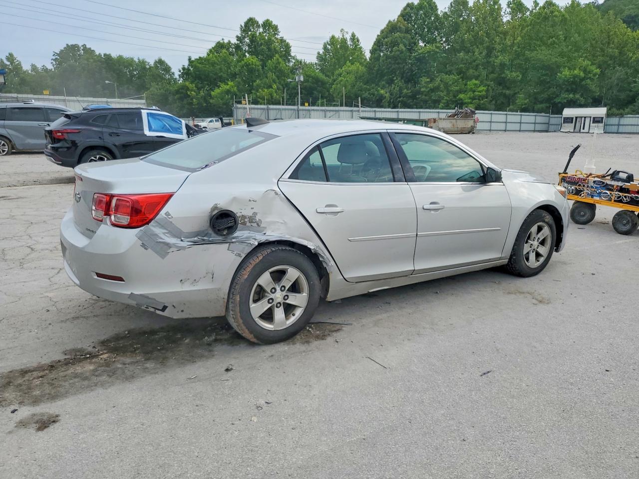 2016 Chevrolet Malibu Limited Ls Silver vin: 1G11B5SA9GF118260