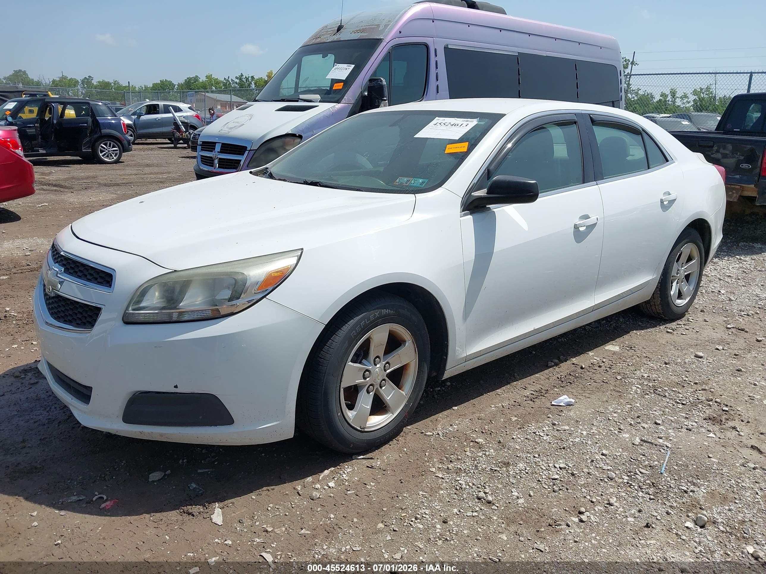 2013 Chevrolet Malibu 1ls White vin: 1G11B5SAXDF229816