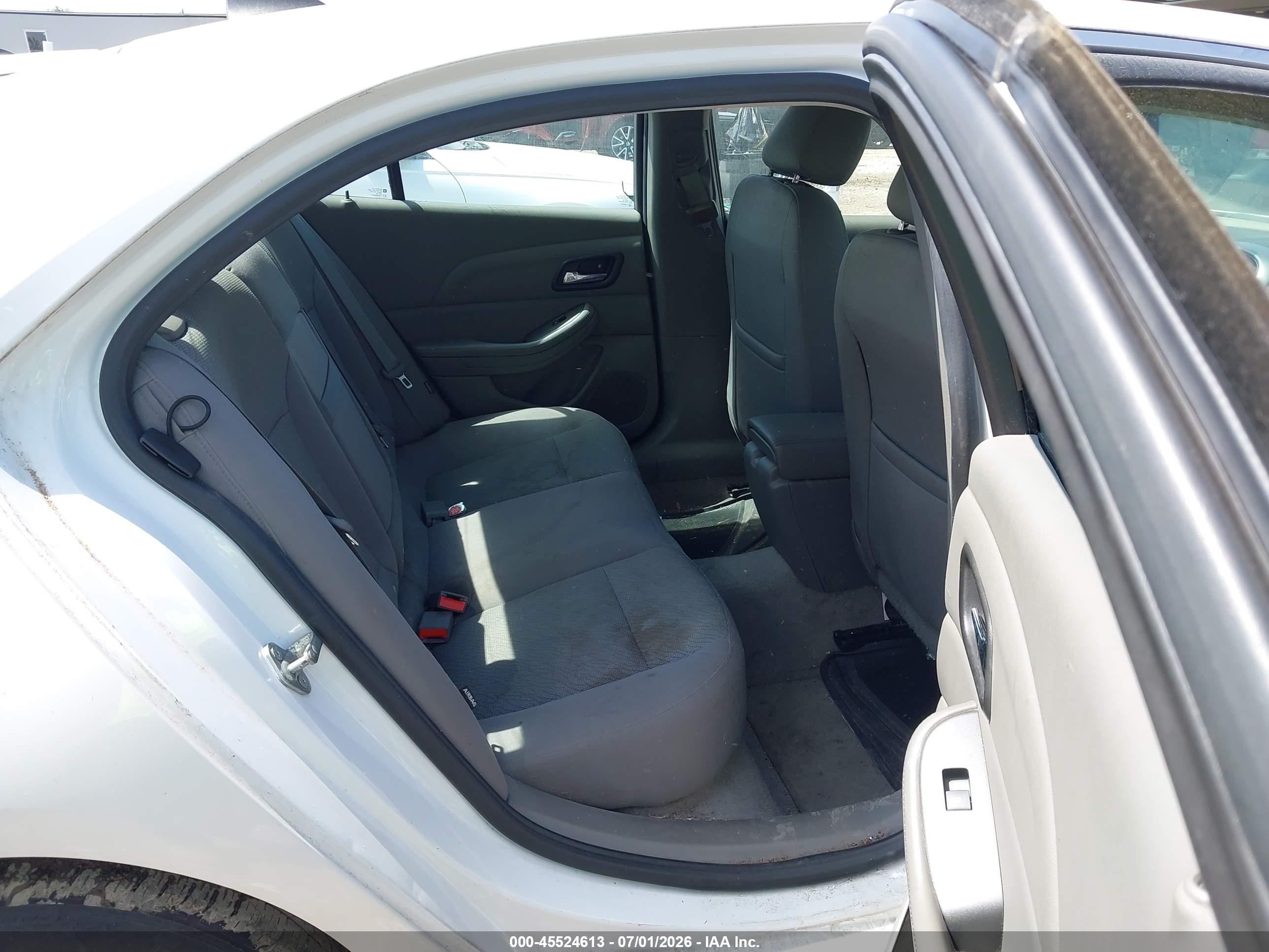 2013 Chevrolet Malibu 1ls White vin: 1G11B5SAXDF229816