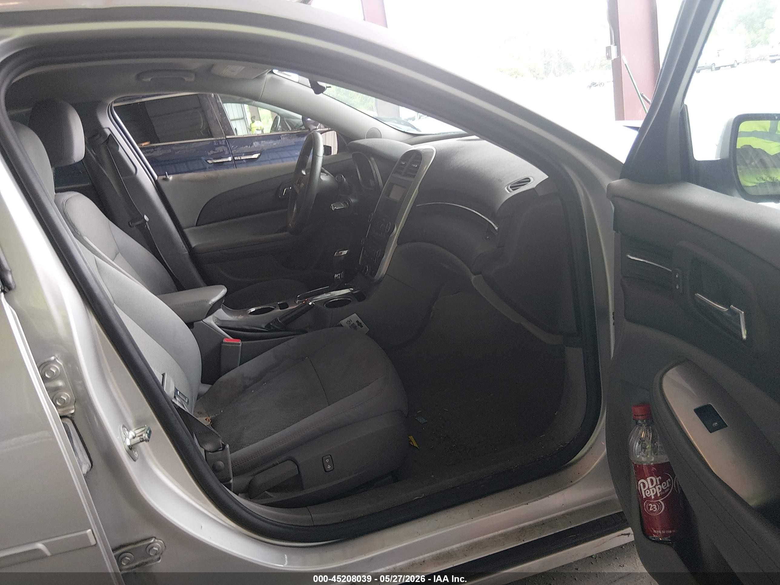 2016 Chevrolet Malibu Limited Ls Silver vin: 1G11B5SAXGF106702