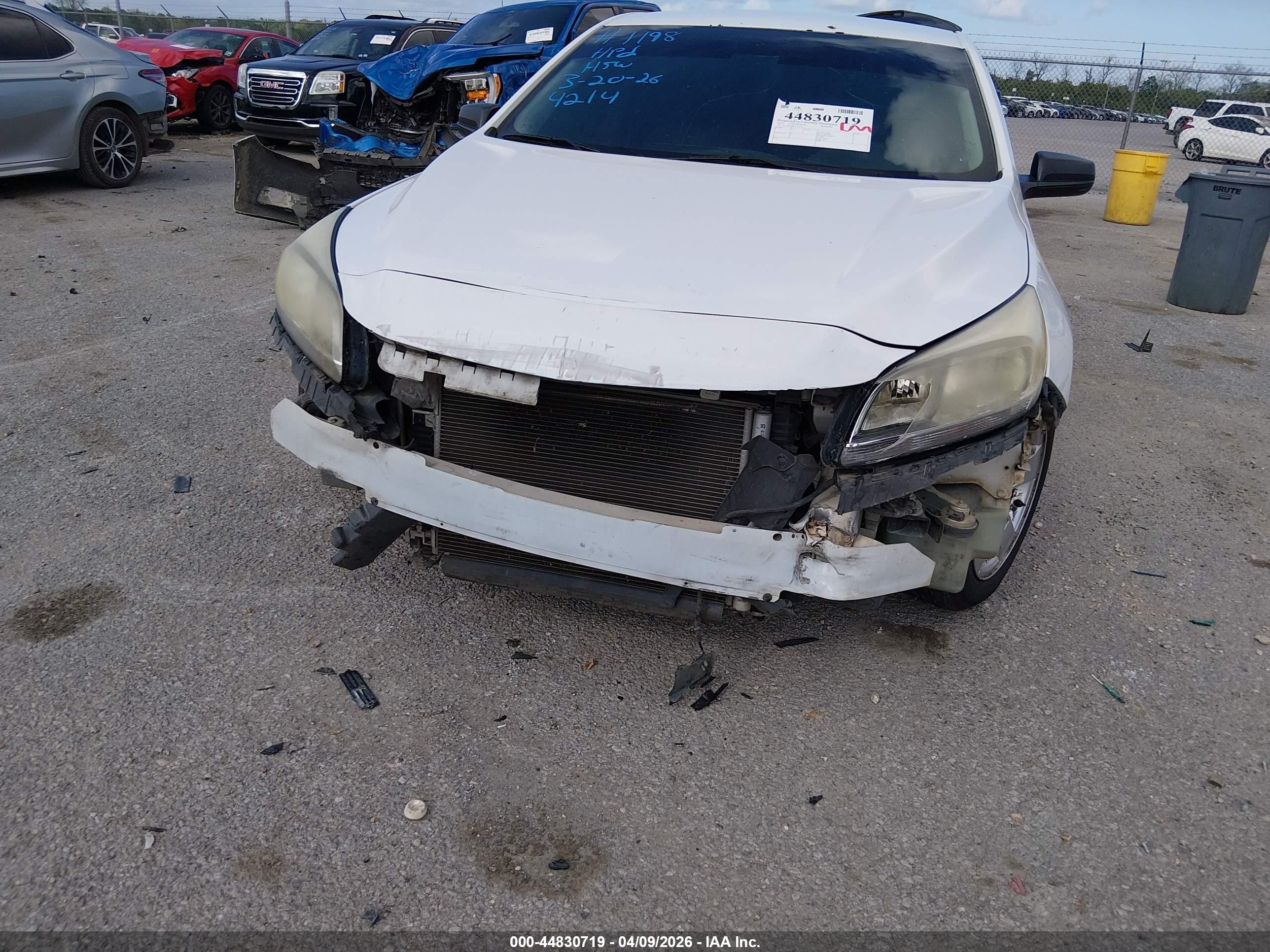2014 Chevrolet Malibu 1ls White vin: 1G11B5SL0EF104214