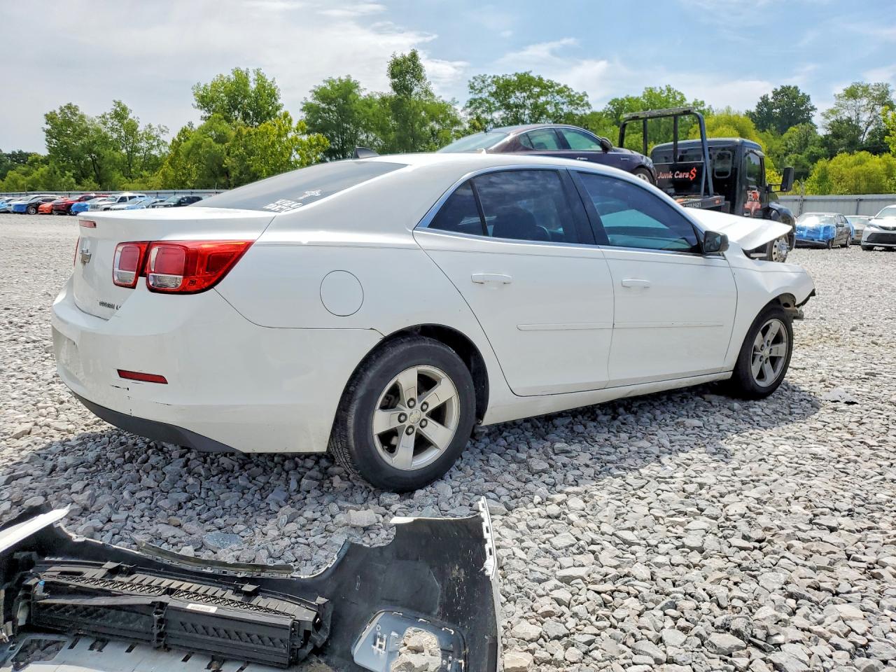 2014 Chevrolet Malibu Ls White vin: 1G11B5SL0EF108828