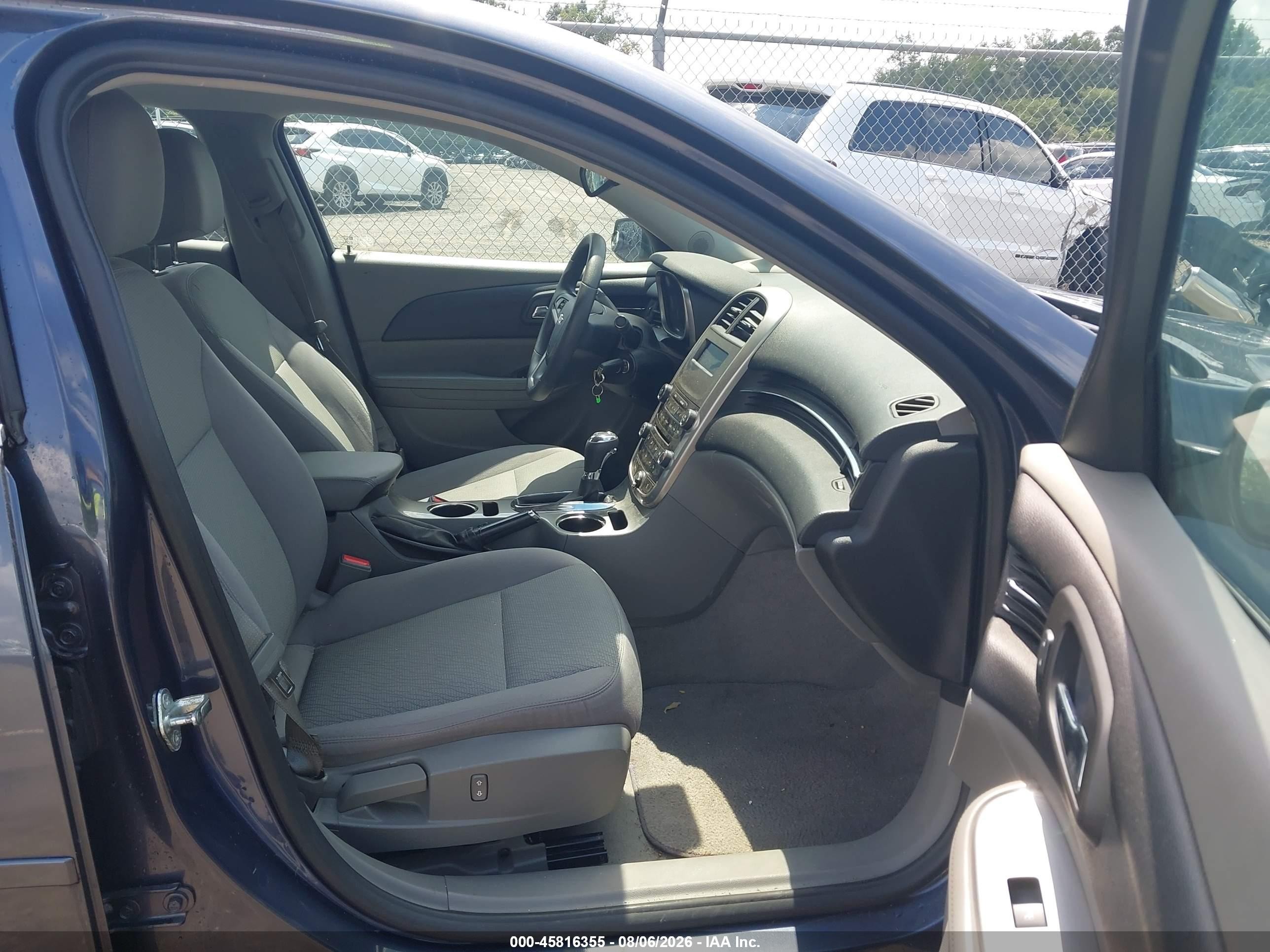 2014 Chevrolet Malibu 1ls Blue vin: 1G11B5SL0EF127492
