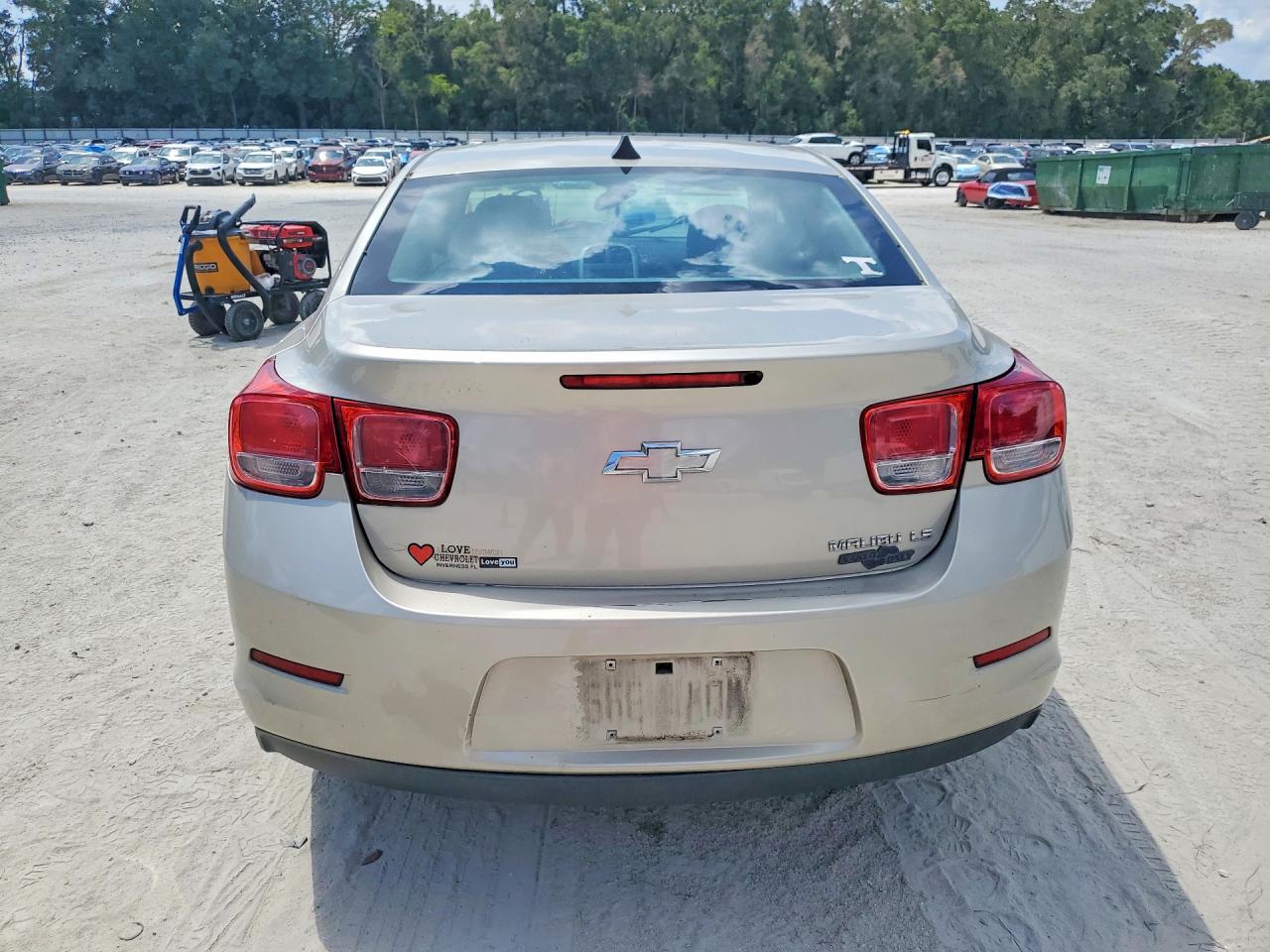 2014 Chevrolet Malibu Ls Cream vin: 1G11B5SL0EF141263