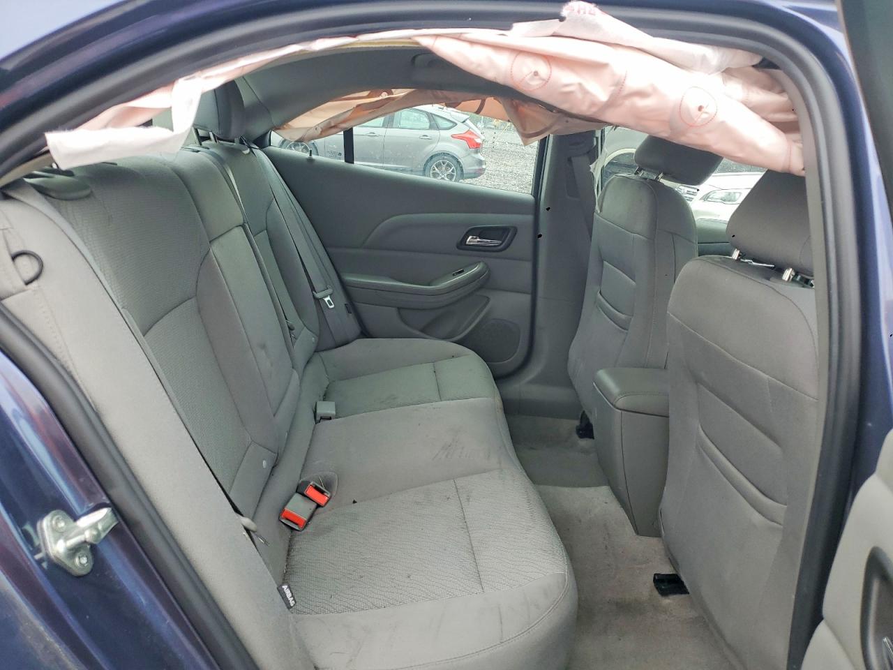 2014 Chevrolet Malibu Ls Blue vin: 1G11B5SL0EF165255