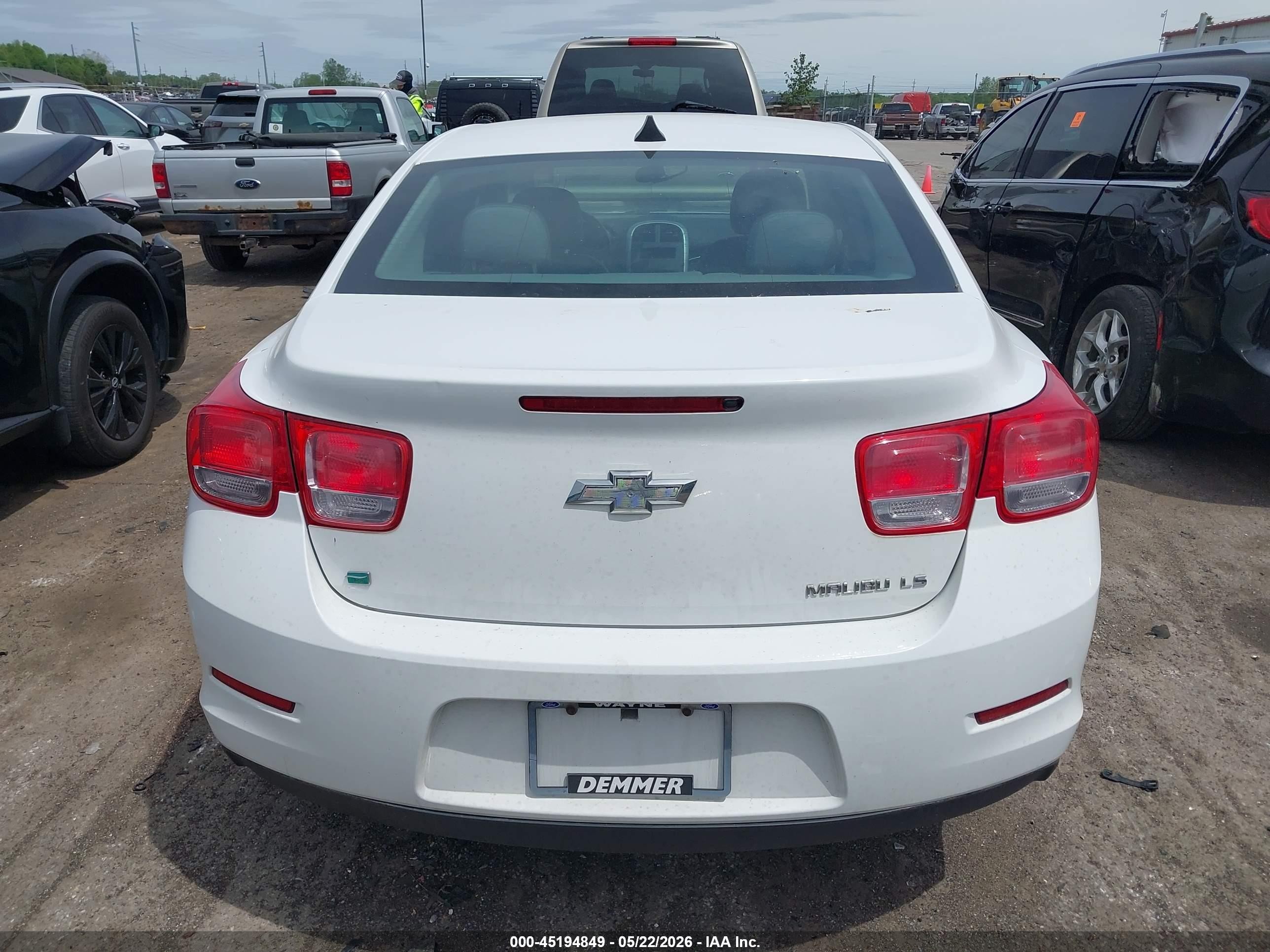 2014 Chevrolet Malibu 1ls White vin: 1G11B5SL0EF208380