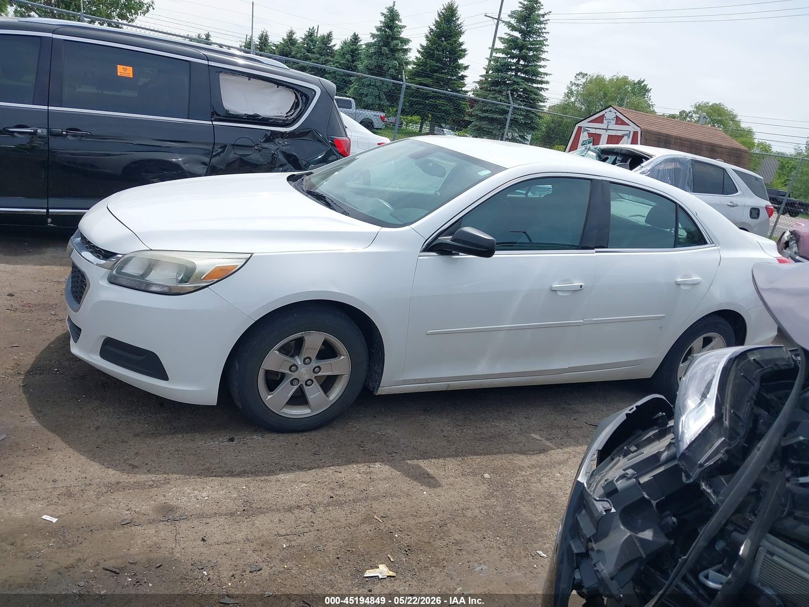 2014 Chevrolet Malibu 1ls White vin: 1G11B5SL0EF208380