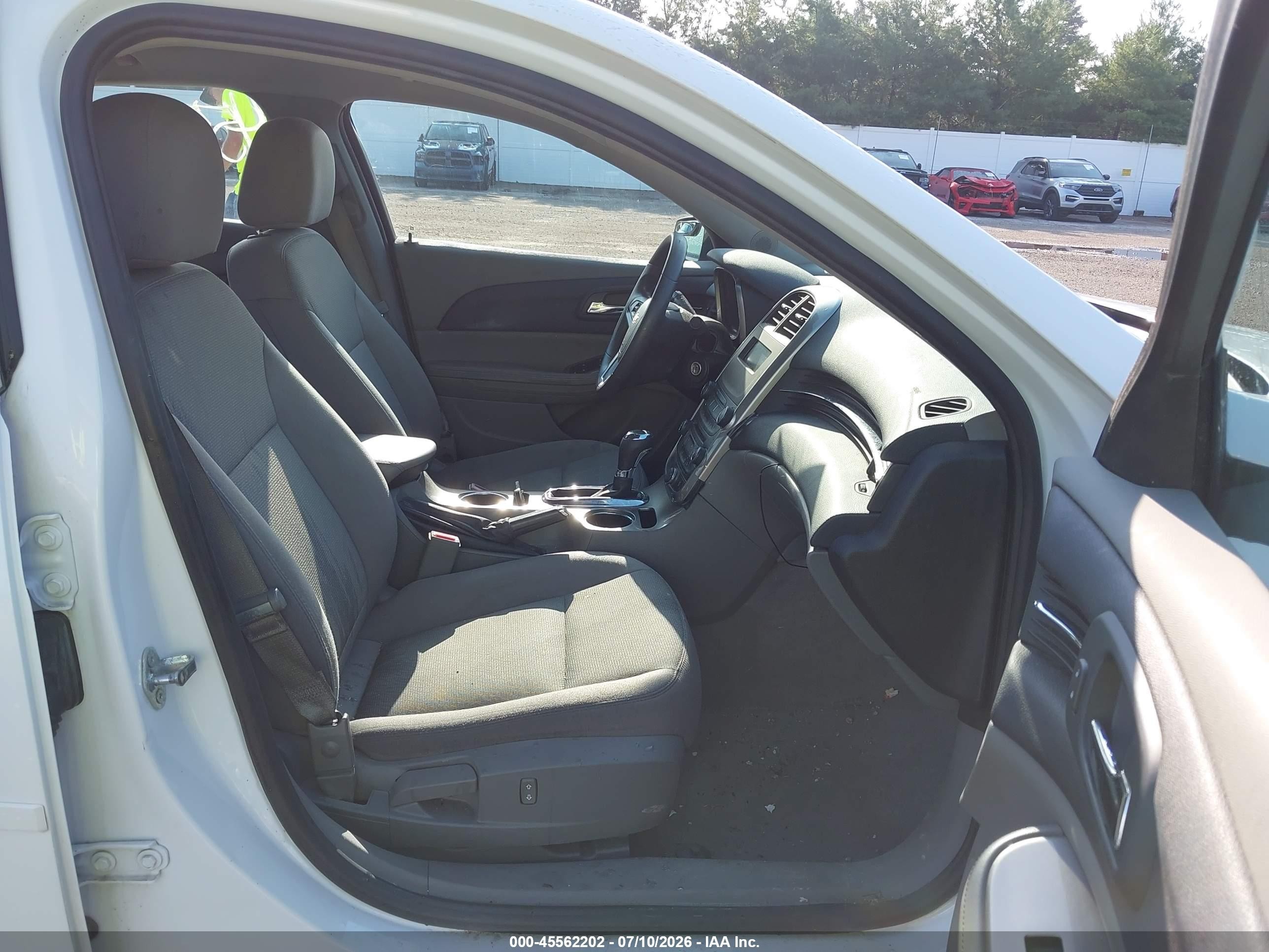2014 Chevrolet Malibu 1ls White vin: 1G11B5SL0EF247065