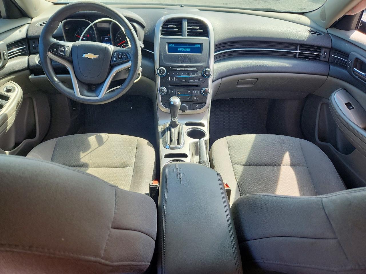 2014 Chevrolet Malibu Ls Blue vin: 1G11B5SL0EF248622