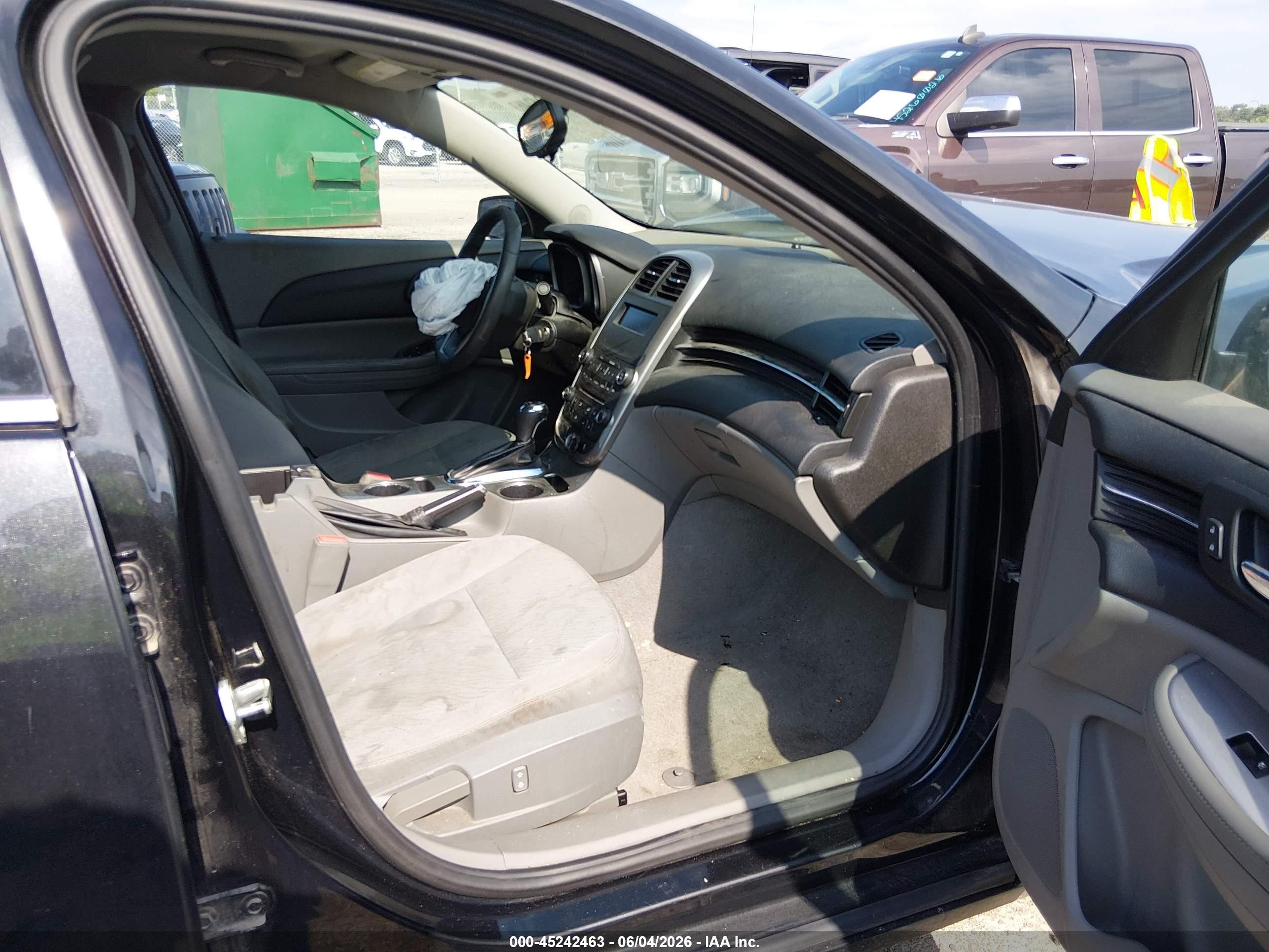 2014 Chevrolet Malibu 1ls Gray vin: 1G11B5SL0EF276131