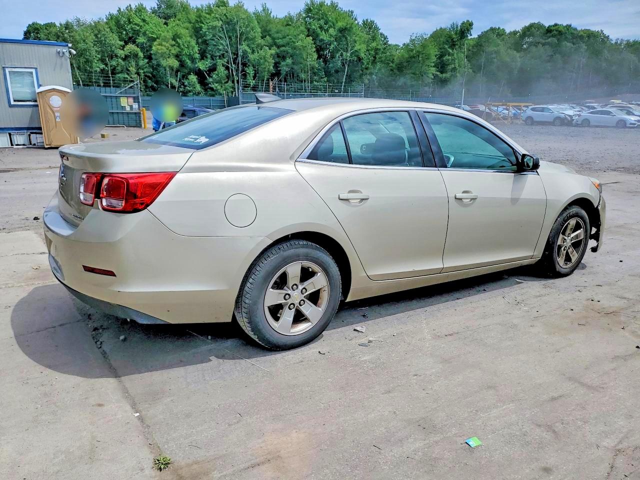 2015 Chevrolet Malibu Ls Бежевый vin: 1G11B5SL0FF133942