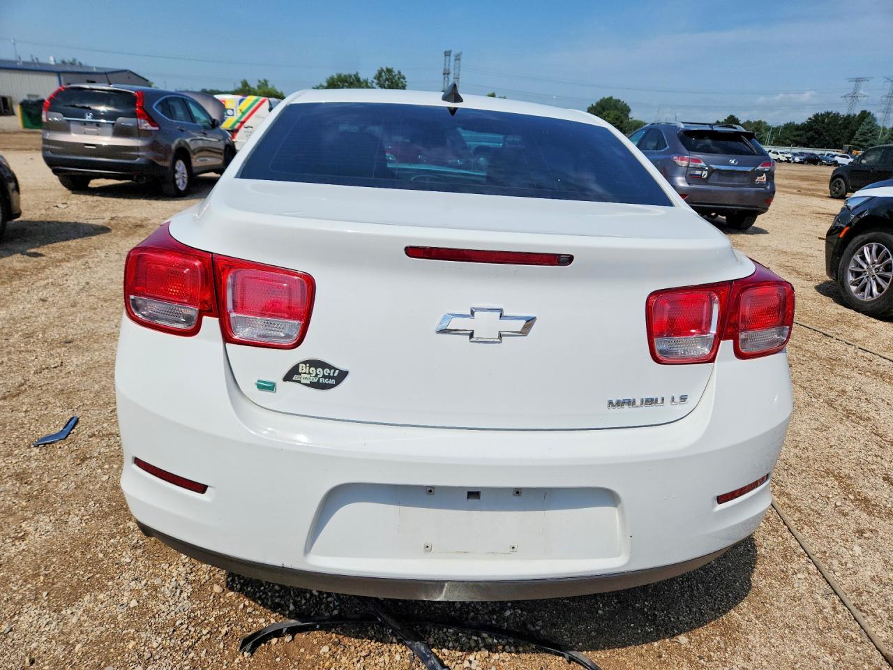2015 Chevrolet Malibu Ls White vin: 1G11B5SL0FF150269