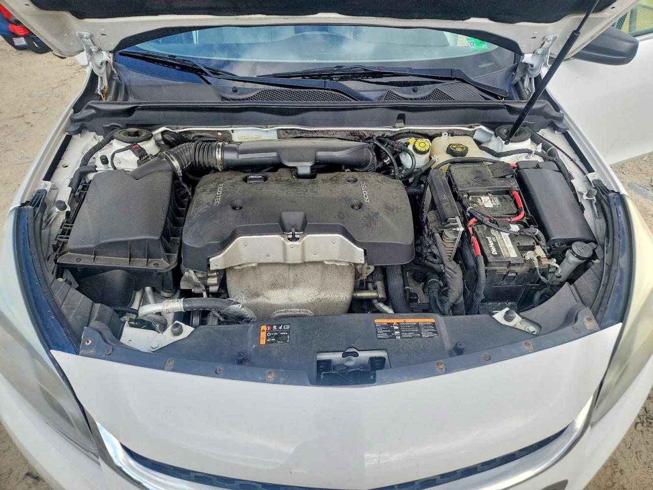 2015 Chevrolet Malibu Ls White vin: 1G11B5SL0FF235077