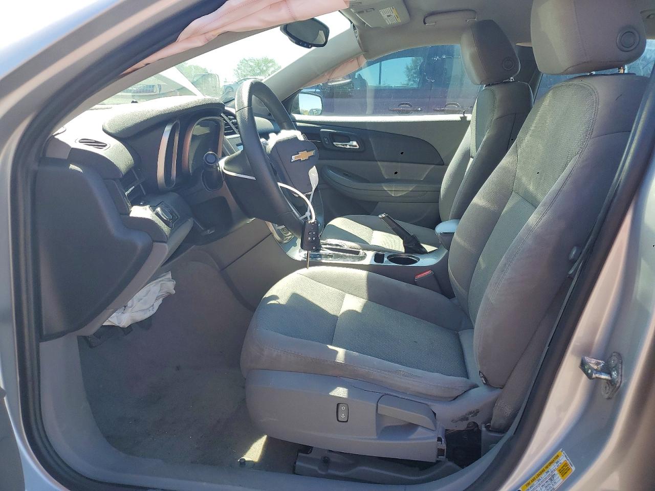 2015 Chevrolet Malibu Ls Silver vin: 1G11B5SL0FF235984