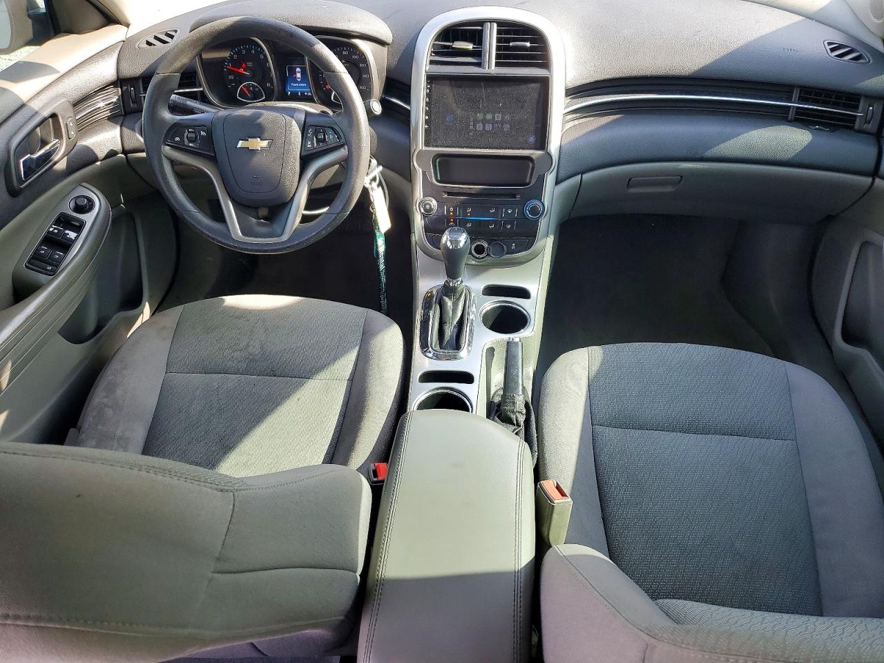 2015 Chevrolet Malibu Ls Silver vin: 1G11B5SL0FF272517