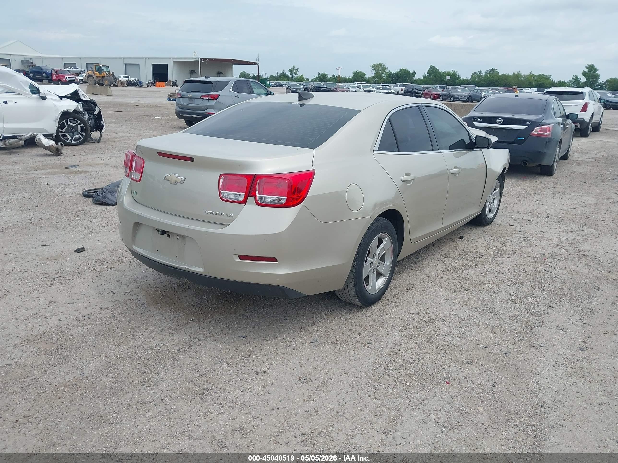 2015 Chevrolet Malibu Ls Gold vin: 1G11B5SL0FF301529