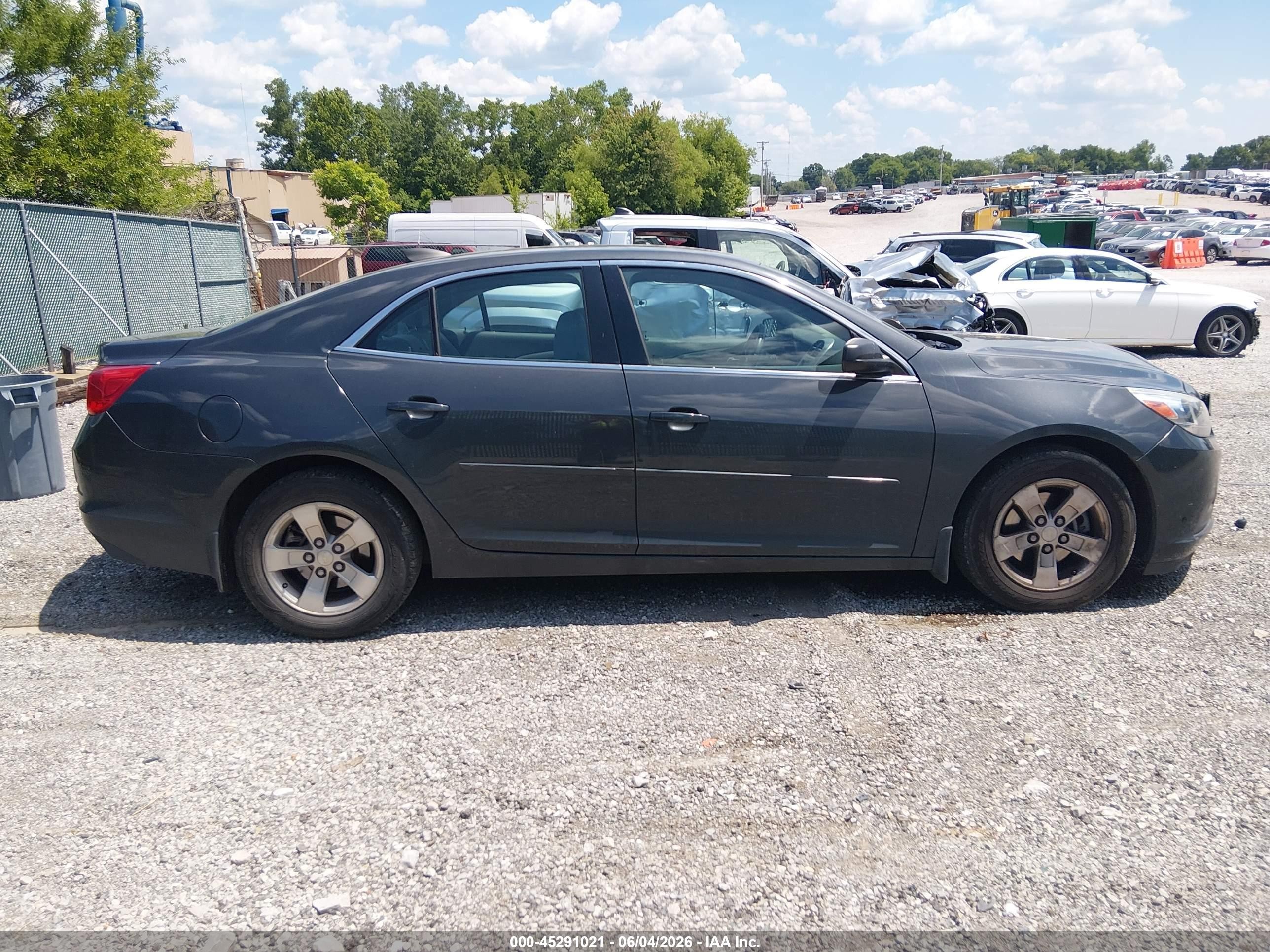 2015 Chevrolet Malibu Ls Gray vin: 1G11B5SL0FF330965
