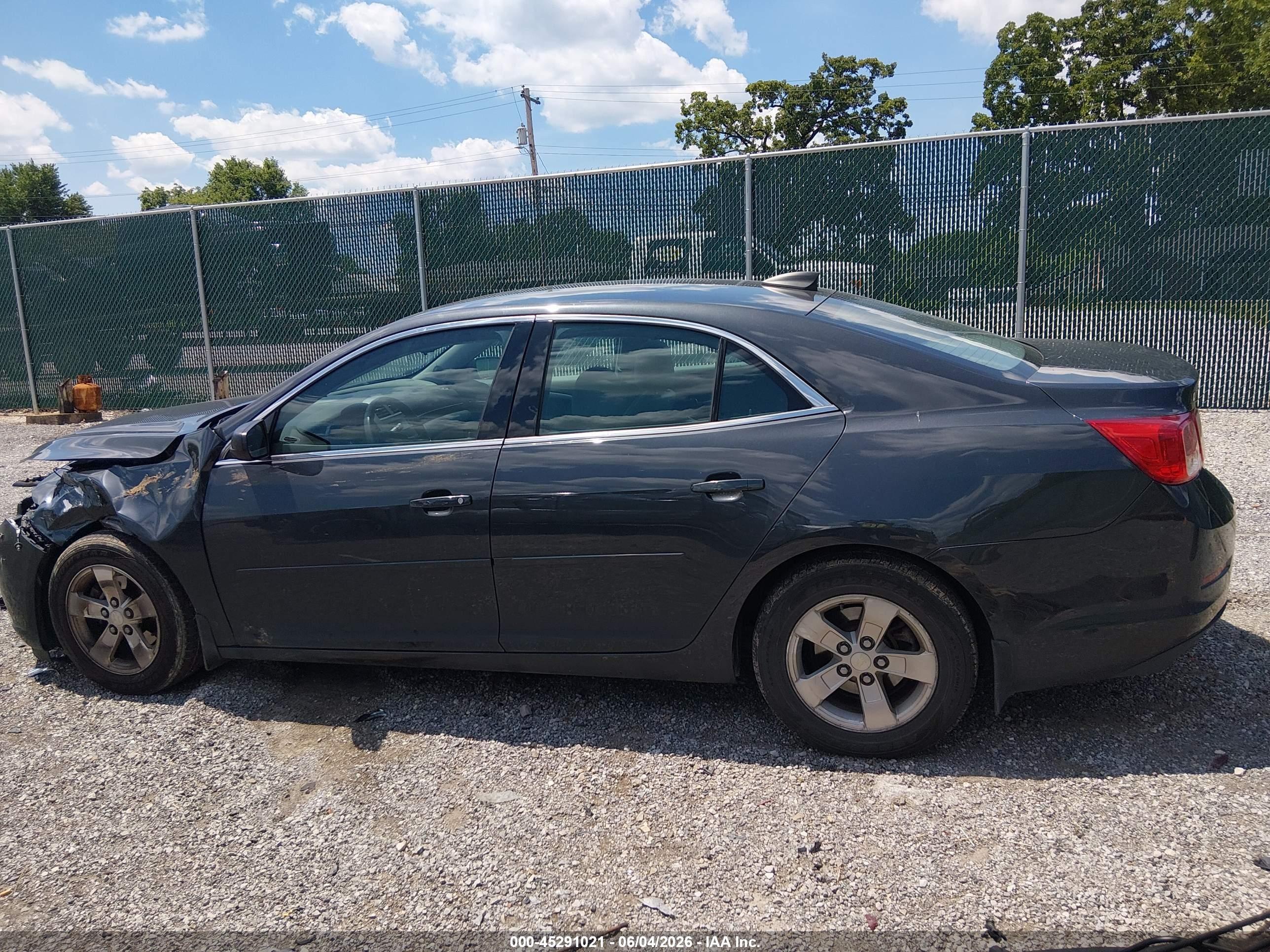 2015 Chevrolet Malibu Ls Gray vin: 1G11B5SL0FF330965