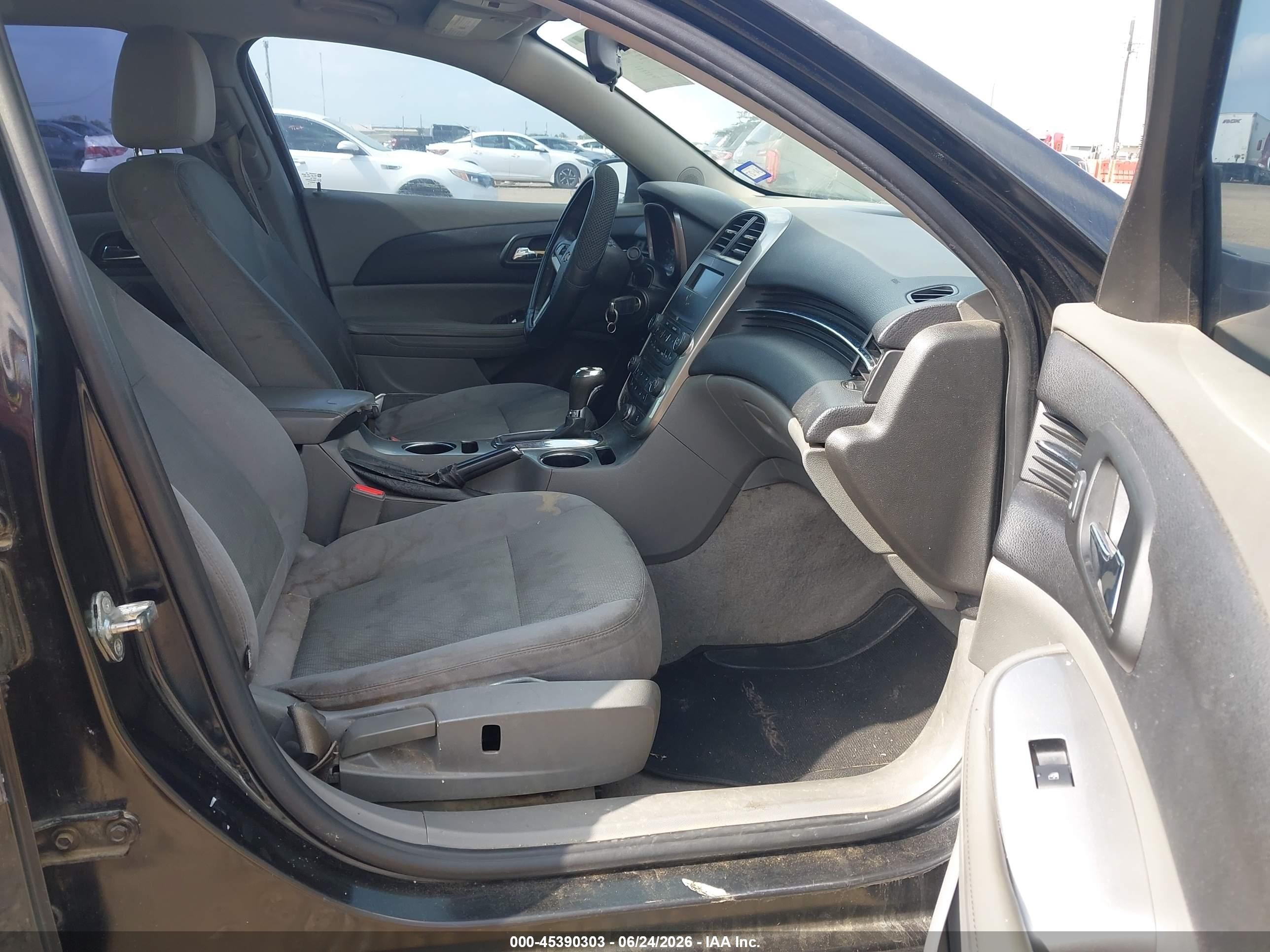 2015 Chevrolet Malibu Ls Black vin: 1G11B5SL0FF334420