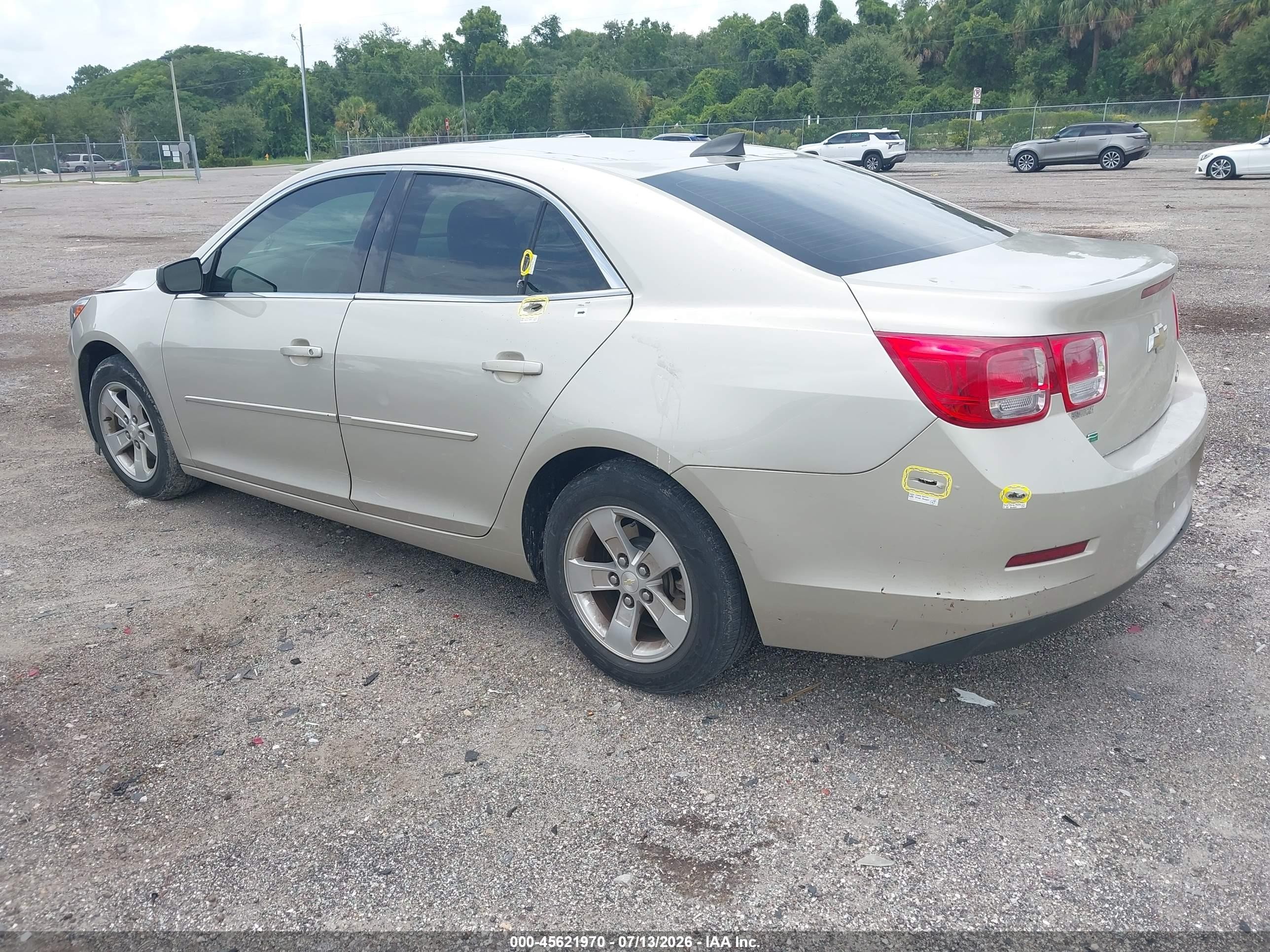 2015 Chevrolet Malibu Ls Gold vin: 1G11B5SL0FF350844
